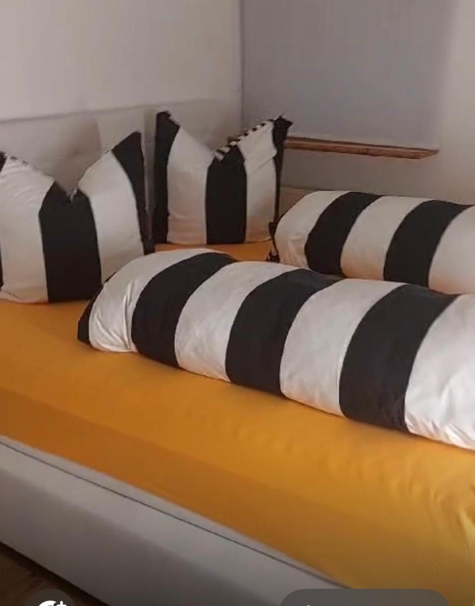 Stadtmitte - Naehe Stachus - Mit 2 Sz Und 2 Baedern -schlafsofa - Fuer 5 Personen Appartamento Monaco di Baviera